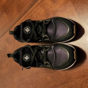 Nike Air Huarache Light PRM Safari Trainers Women's size 8